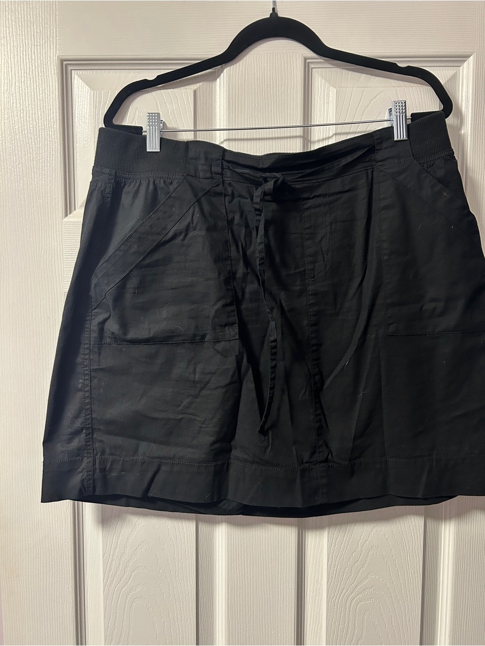 Penningtons Black Drawstring Skort with Pockets